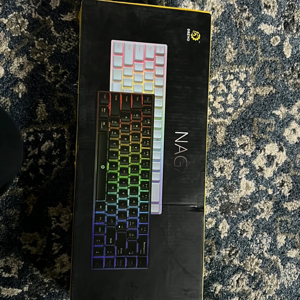 NAGA Wired light Keyboard